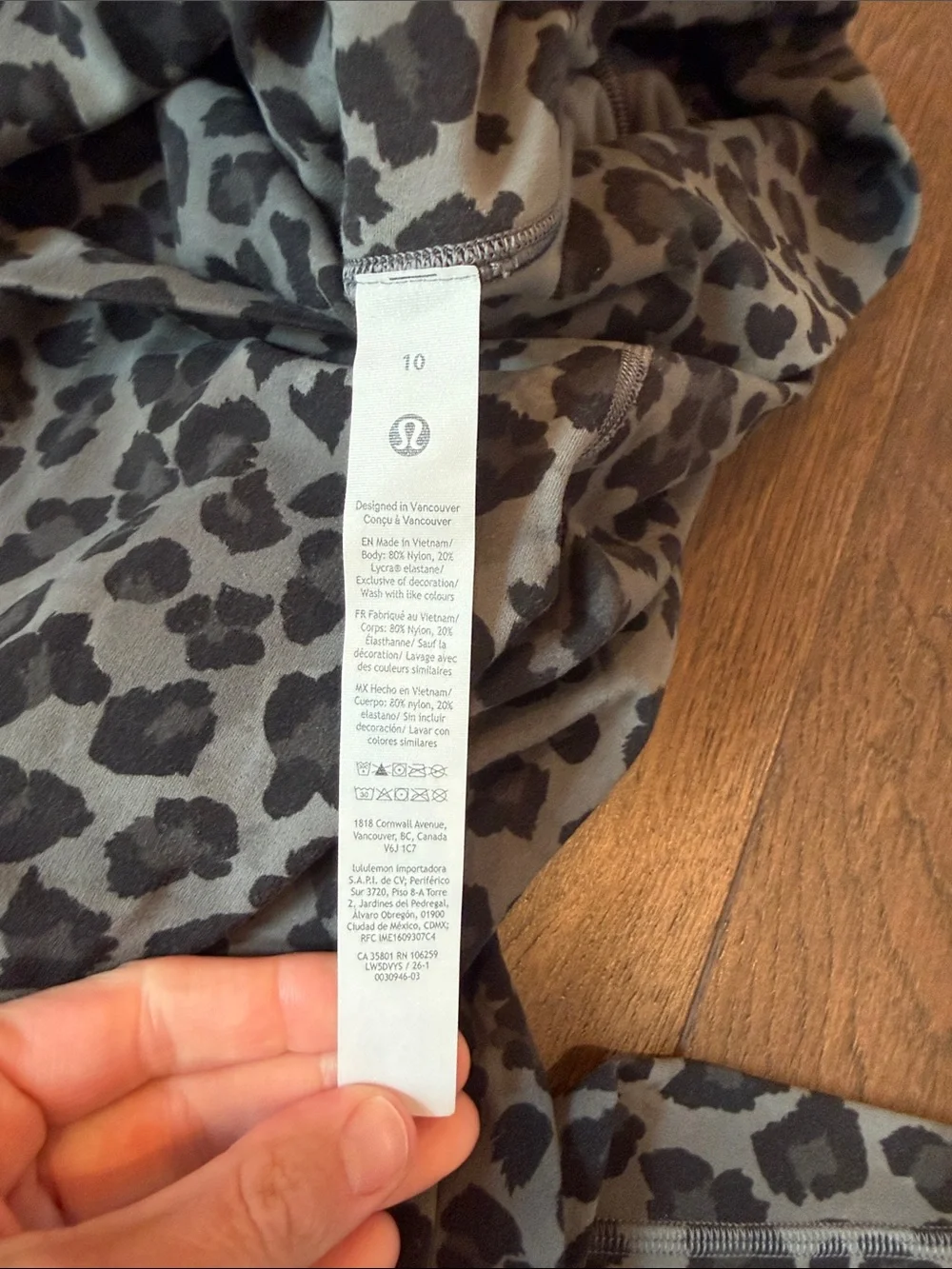 Lululemon InStill High-Rise Tight 25” ThreeD Leopard Gray Size 10 - C71-010